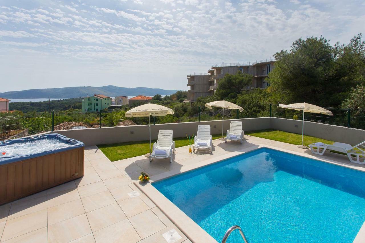 Villa Honey Seget Vranjica Kültér fotó