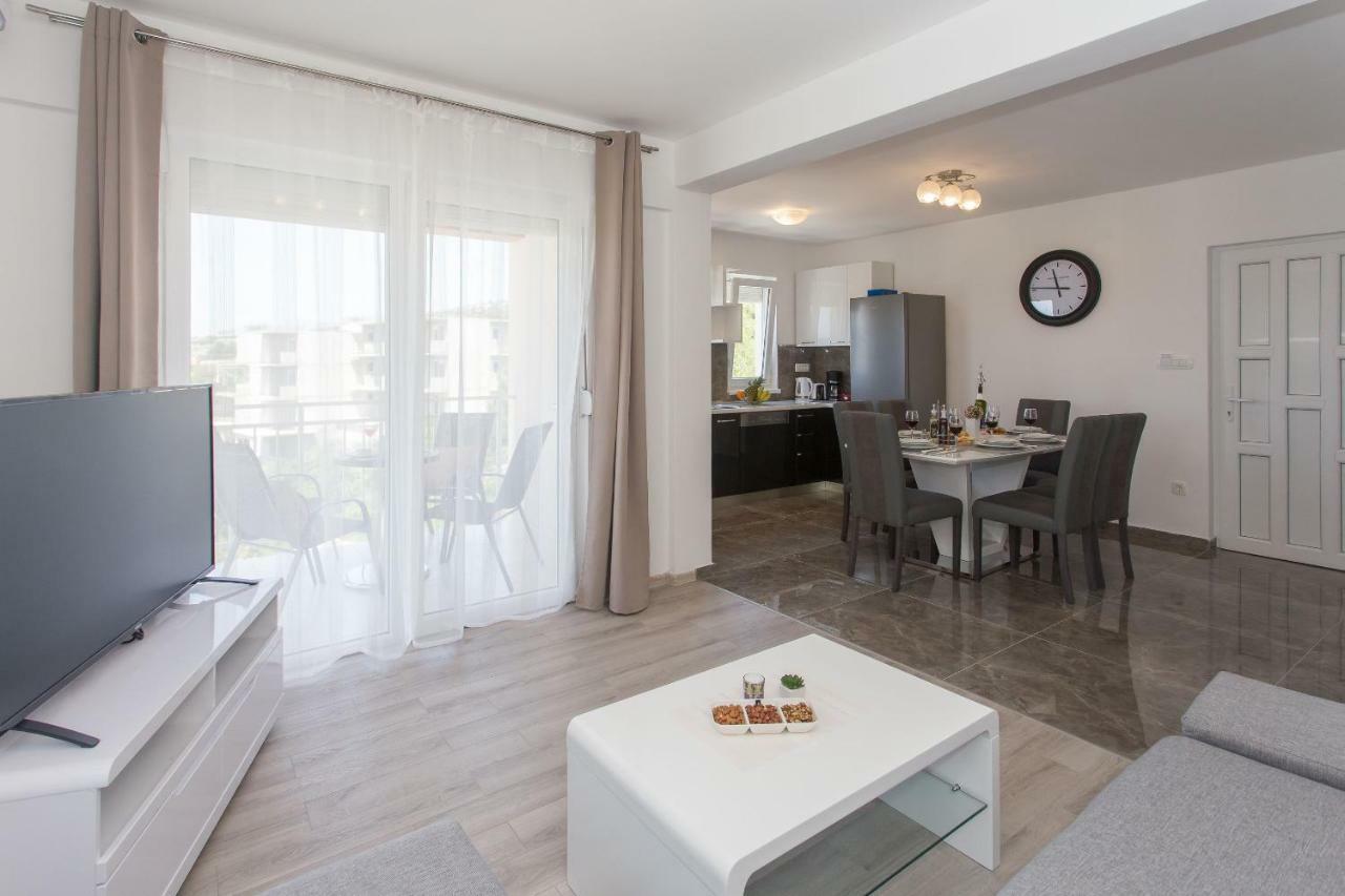 Villa Honey Seget Vranjica Kültér fotó