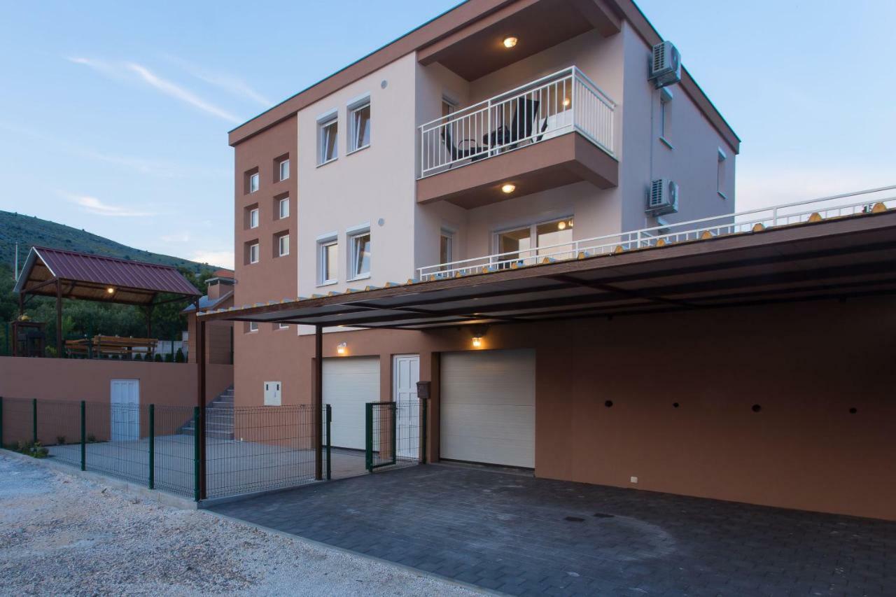 Villa Honey Seget Vranjica Kültér fotó